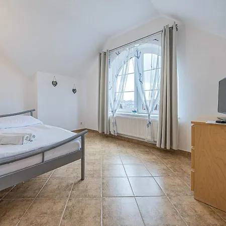 Pensjonat Kwiatkowski Apartament Nr 2 Nowecin Екстер'єр фото