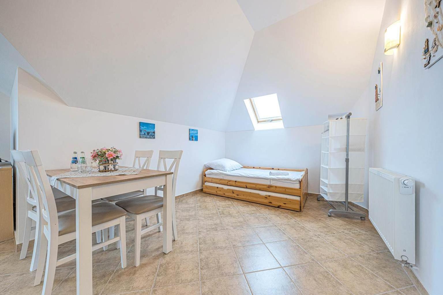Kwiatkowski Nr 2 Apartment Nowecin